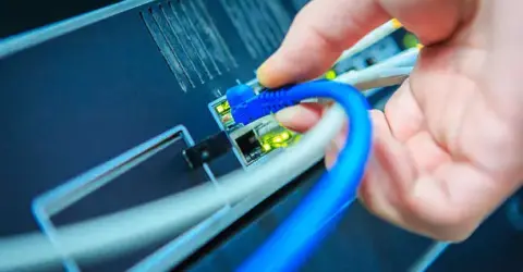 Telecomunicaciones y productos eléctricos de medida